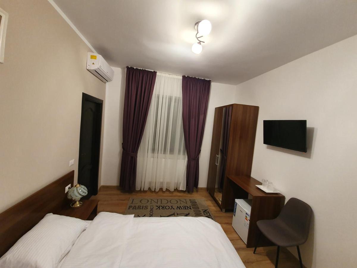 Vily Luxury Rooms Focşani 외부 사진